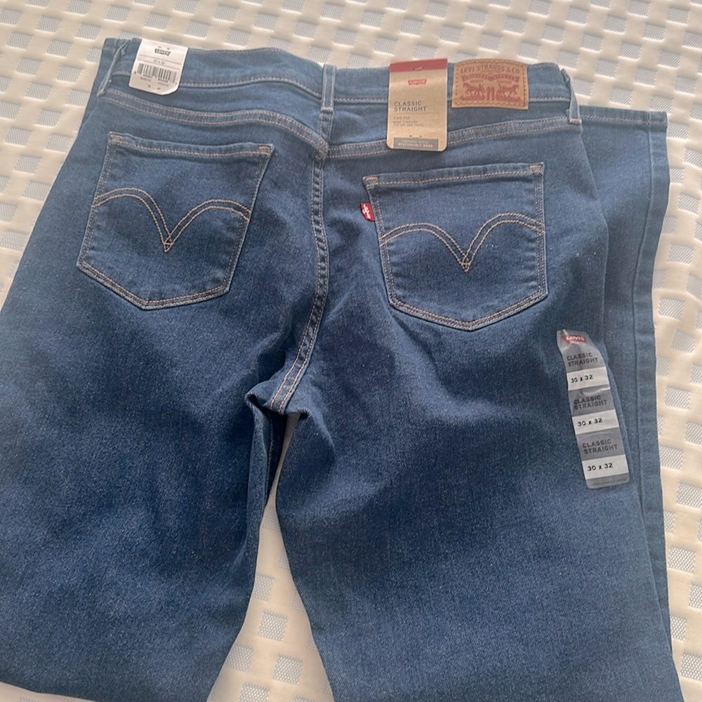 Women’s Levi’s classics straight 30x32